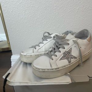 Hi Star Golden Goose